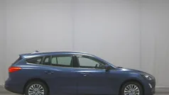 Blau Gebraucht 2021 Ford Focus Titanium Kombi | 14.280 € (Guter Preis)