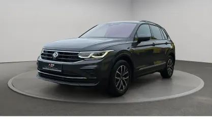 Gebraucht VW Tiguan Life 150 PS (110 kW) 2023 Grau SUV