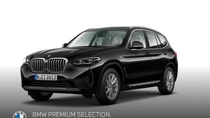 Black sapphire metallic (schwarz) Gebraucht 2022 BMW X3 Sport Line SUV | 31.798 € (Guter Preis)