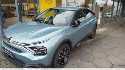 Lackierung olbia blau/typ aussenverkleidung metalliclackierung Gebraucht 2023 Citroën C4 PureTech Limousine | 18.990 € (Fairer Preis)