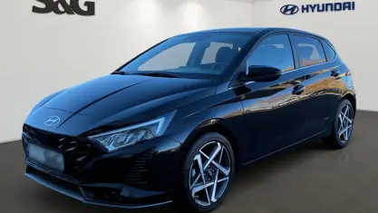 Neu Hyundai i20 Prime 101 PS (74 kW) 2025 Phantom black Kleinwagen