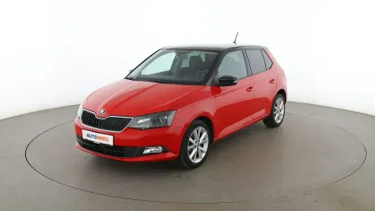 Gebraucht Skoda Fabia Style 105 PS (77 kW) 2015 Rot Limousine