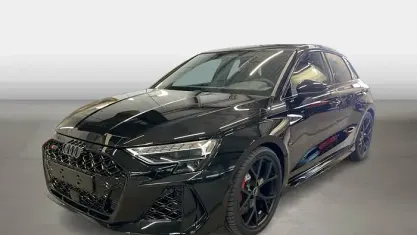 Nowe Audi RS3 Ambiente 400 KM (294 kW) 2026 Czarny Sedan/Limuzyna
