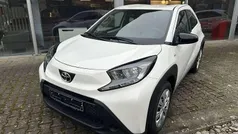 Gebraucht 2025 Toyota Aygo X-play Kleinwagen | 16.900 € (Fairer Preis)