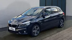 Gebraucht 2016 BMW 220 Active Tourer Sport Line Van / Kleinbus | 15.222 € (Fairer Preis)