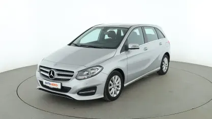 Gebraucht Mercedes B180 Style 122 PS (89 kW) 2016 Silber Kleinwagen