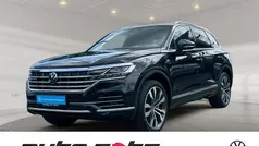 Schwarz Gebraucht 2022 VW Touareg Elegance SUV | 55.555 € (Teuer)