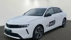Weiß Gebraucht 2023 Opel Astra Limousine | 24.990 € (Superpreis)