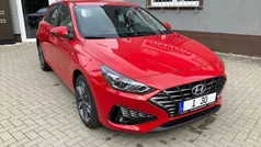 Engine red Gebraucht 2024 Hyundai i30 Trend Limousine | 23.350 € (Fairer Preis)