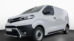 Weiß Gebraucht 2023 Toyota Proace Van / Kleinbus | 32.790 € (Fairer Preis)