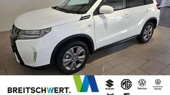 Weiss Gebraucht 2025 Suzuki Vitara Comfort SUV | 23.450 € (Fairer Preis)