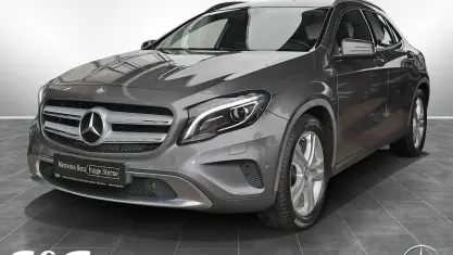 Usata Mercedes GLA200 156 CV (114 kW) 2016 Grigio SUV