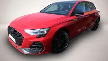 Neu Audi S3 Advanced 333 PS (244 kW) 2026 Rot Limousine