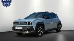 Blau Gebraucht 2025 Renault R5 Komfort Kleinwagen | 35.990 €