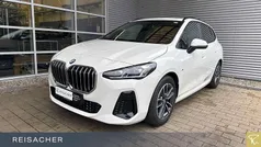 Weiß Gebraucht 2025 BMW 220 M Sport Van / Kleinbus | 37.349 € (Fairer Preis)