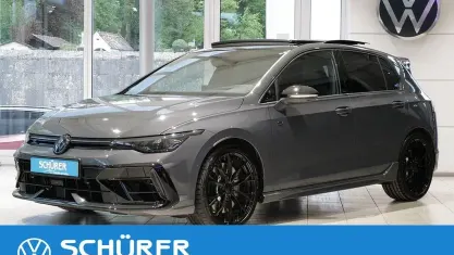 Gebraucht VW Golf VIII Black Edition 333 PS (244 kW) 2026 Grau Limousine