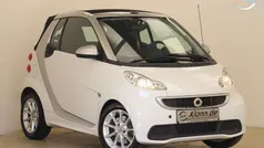 Weiß Gebraucht 2013 Smart ForTwo Cabrio Passion Cabrio | 9.999 € (Etwas zu teuer)