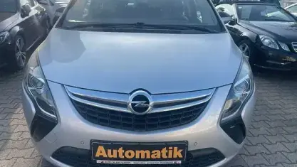 Gebraucht Opel Zafira Tourer Edition 140 PS (102 kW) 2012 Grau Van / Kleinbus