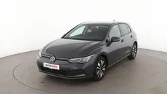 Grau Gebraucht 2023 VW Golf VIII Move Limousine | 27.090 € (Fairer Preis)