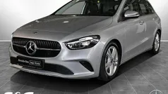 Metalliclack hightechsilber Gebraucht 2024 Mercedes B200 Progressive Van / Kleinbus | 34.890 € (Fairer Preis)