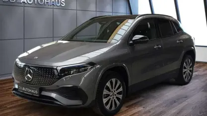Używany Mercedes EQA250+ Advanced 139 kW (190 KM) 2024 Szary SUV