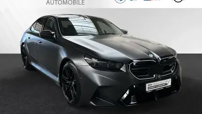 Gebraucht BMW M5 M Sport 727 PS (534 kW) 2025 Bmw individual frozen deep grey metallic Limousine