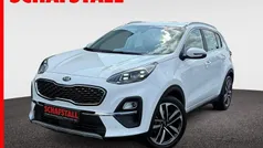 Weiss ((hw2) deluxeweiss met.) Gebraucht 2021 Kia Sportage 3 SUV | 21.979 € (Fairer Preis)