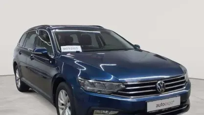 Gebraucht VW Passat Business 150 PS (110 kW) 2020 Aquamarinblau metallic Kombi