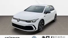 Pure white Gebraucht 2024 VW Golf VIII R-line Limousine | 29.900 € (Guter Preis)