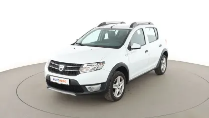 Gebraucht Dacia Sandero Prestige 90 PS (66 kW) 2015 Weiß Limousine