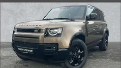 Braun Gebraucht 2024 Land Rover Defender SE Dynamic SUV | 92.850 € (Fairer Preis)