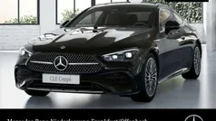 Obsidianschwarz Gebraucht 2024 Mercedes CLE200 AMG Coupé | 60.490 €