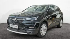 Schwarz / diamantschwarz Gebraucht 2020 Opel Grandland X Ultimate SUV | 22.990 € (Fairer Preis)