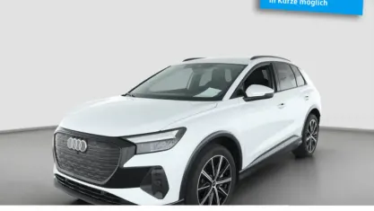 Usata Audi Q4 e-tron Ambiente 150 kW (204 CV) 2025 Bianco SUV