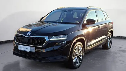 Schwarz Gebraucht 2022 Skoda Karoq Selection SUV | 26.460 € (Fairer Preis)