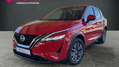 Używany Nissan Qashqai Visia 140 KM (102 kW) 2022 Czerwony SUV