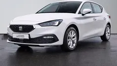 Weiß Gebraucht 2022 Seat Leon Style Limousine | 16.490 € (Fairer Preis)