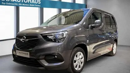 Gebraucht 2022 Opel Combo Life Elegance Van / Kleinbus | 19.110 € (Superpreis)
