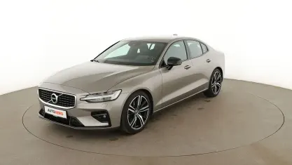 Gebraucht Volvo S60 R-Design 190 PS (139 kW) 2020 Grau Limousine