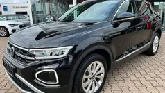Gebraucht 2024 VW T-Roc Style SUV | 28.990 € (Fairer Preis)