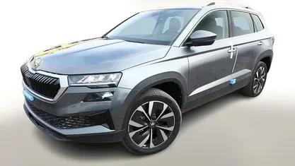 Gebraucht 2025 Skoda Karoq Selection SUV | 34.962 € (Fairer Preis)