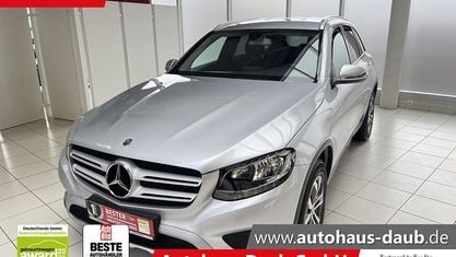 Używany Mercedes GLC250 211 KM (155 kW) 2018 Srebrny SUV