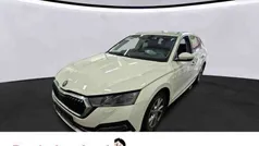 Weiss Gebraucht 2023 Skoda Octavia Style Kombi | 24.977 € (Fairer Preis)