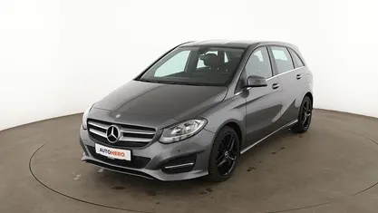 Gebraucht Mercedes B180 Urban 122 PS (89 kW) 2015 Grau Van / Kleinbus