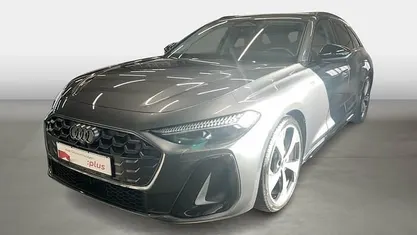 Gebraucht Audi A5 Sport 204 PS (150 kW) 2025 Grau Kombi