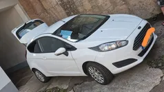 Weiß Gebraucht 2016 Ford Fiesta Trend Kleinwagen | 3.799 € (Superpreis)