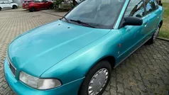 Grün Gebraucht 1997 Audi A4 Limousine | 500 € (Superpreis)