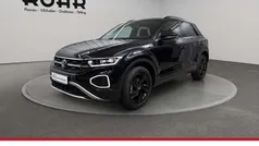 Deep black perleffekt Gebraucht 2024 VW T-Roc Style SUV | 32.380 € (Fairer Preis)