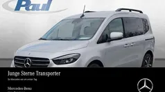 Silber helvinsilber metallic Gebraucht 2024 Mercedes 180 Style Limousine | 29.650 € (Fairer Preis)