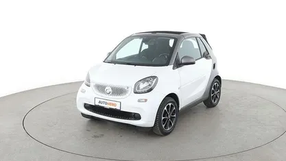 Grau Gebraucht 2017 Smart ForTwo Cabrio Basis Cabrio | 11.920 € (Guter Preis)